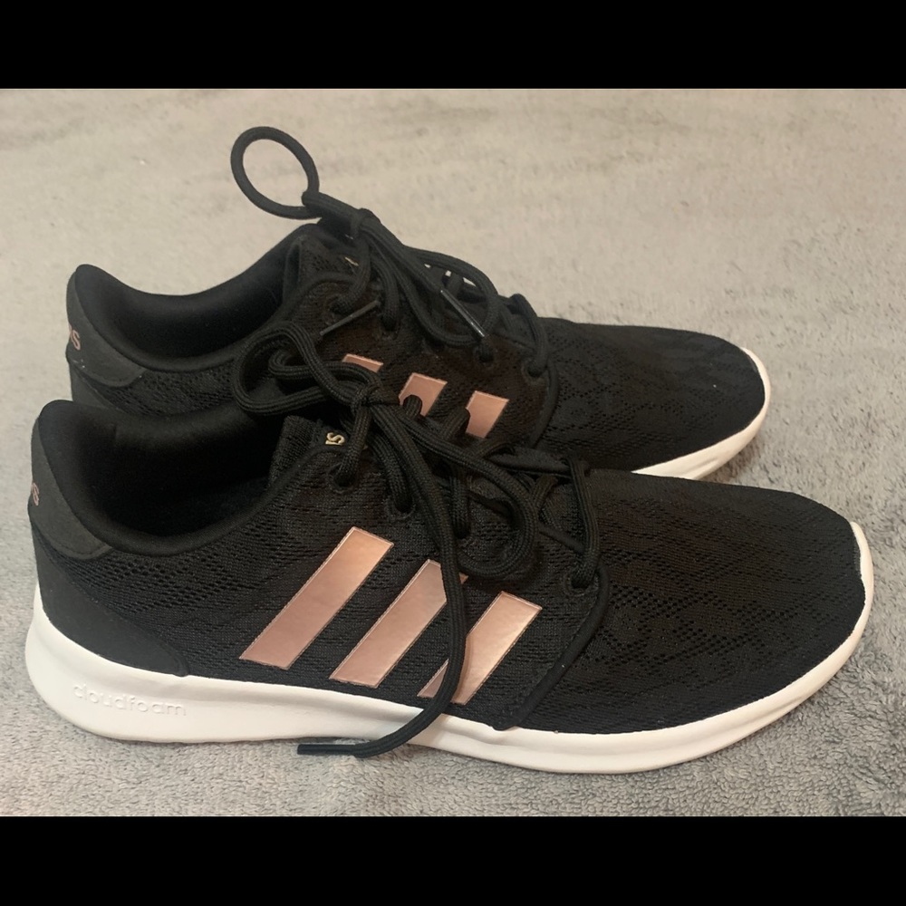 Lacy black , women’s Adidas tennis shoes, size 7 with pink stripes